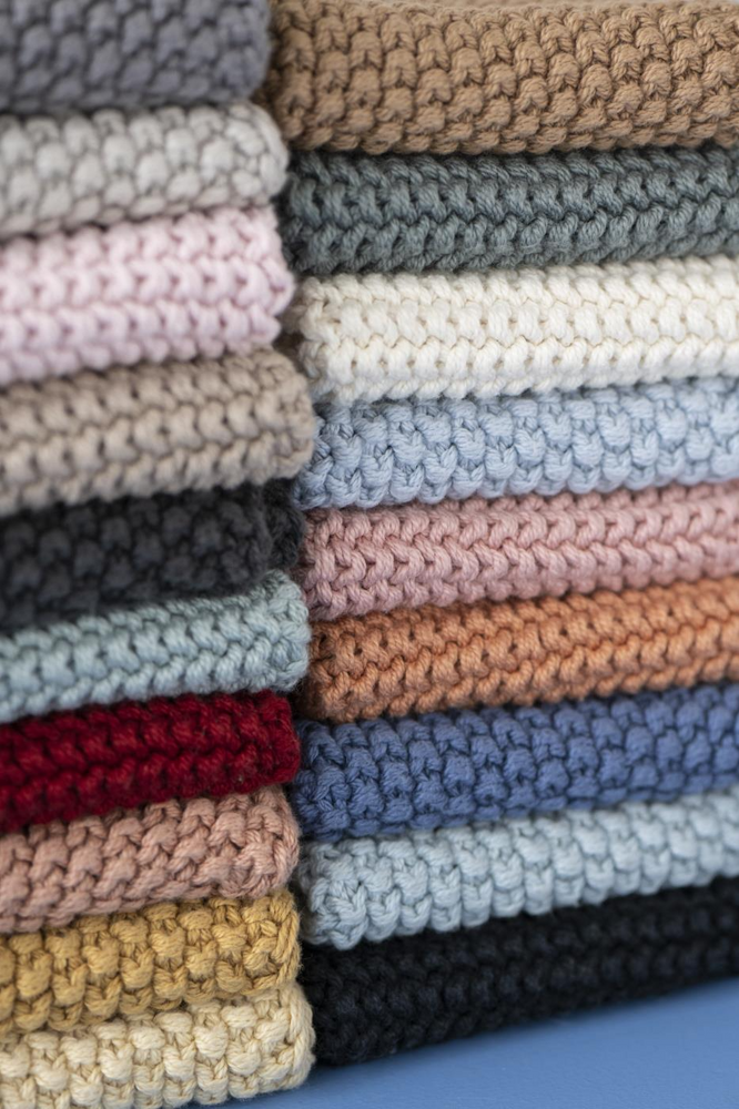 
                  
                    MYNTE Nordic Sky Gestrickter Topflappen
                  
                