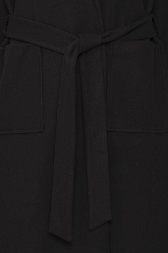 
                  
                    IHJANNET Black Jacket
                  
                