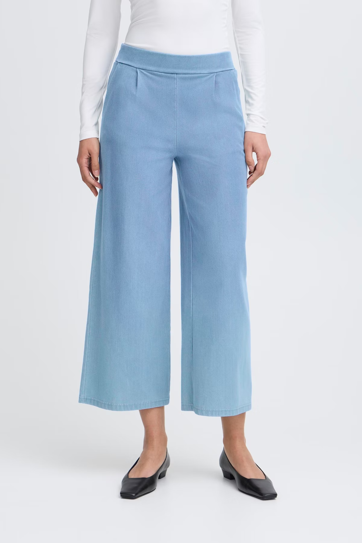 
                  
                    IHKATE DENERIM Kate Denim Light Blue Trousers
                  
                