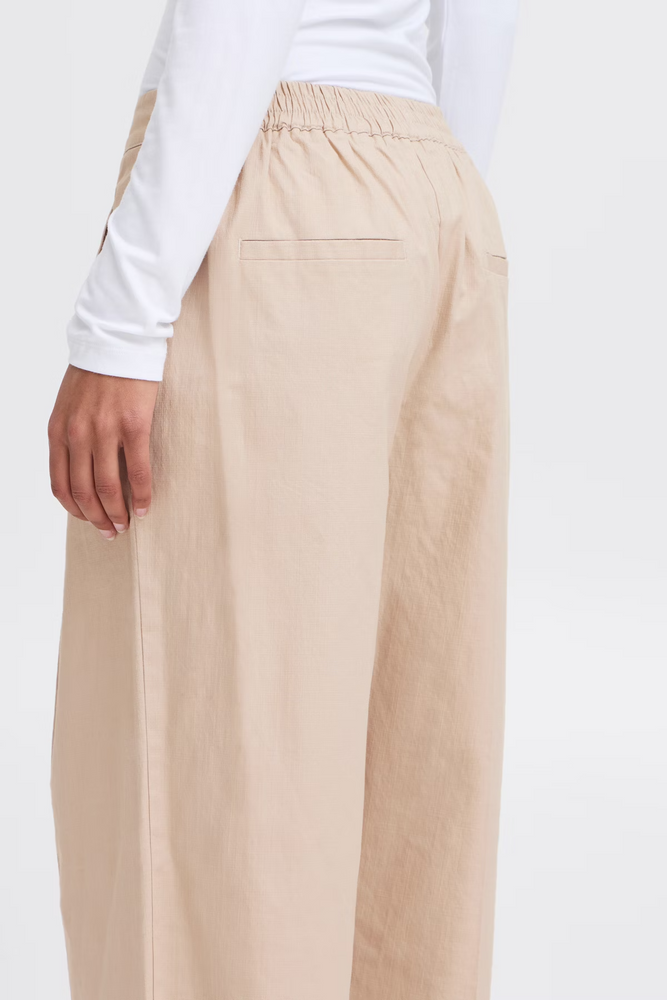 
                  
                    IHUNICA Oxford Tan Trousers
                  
                