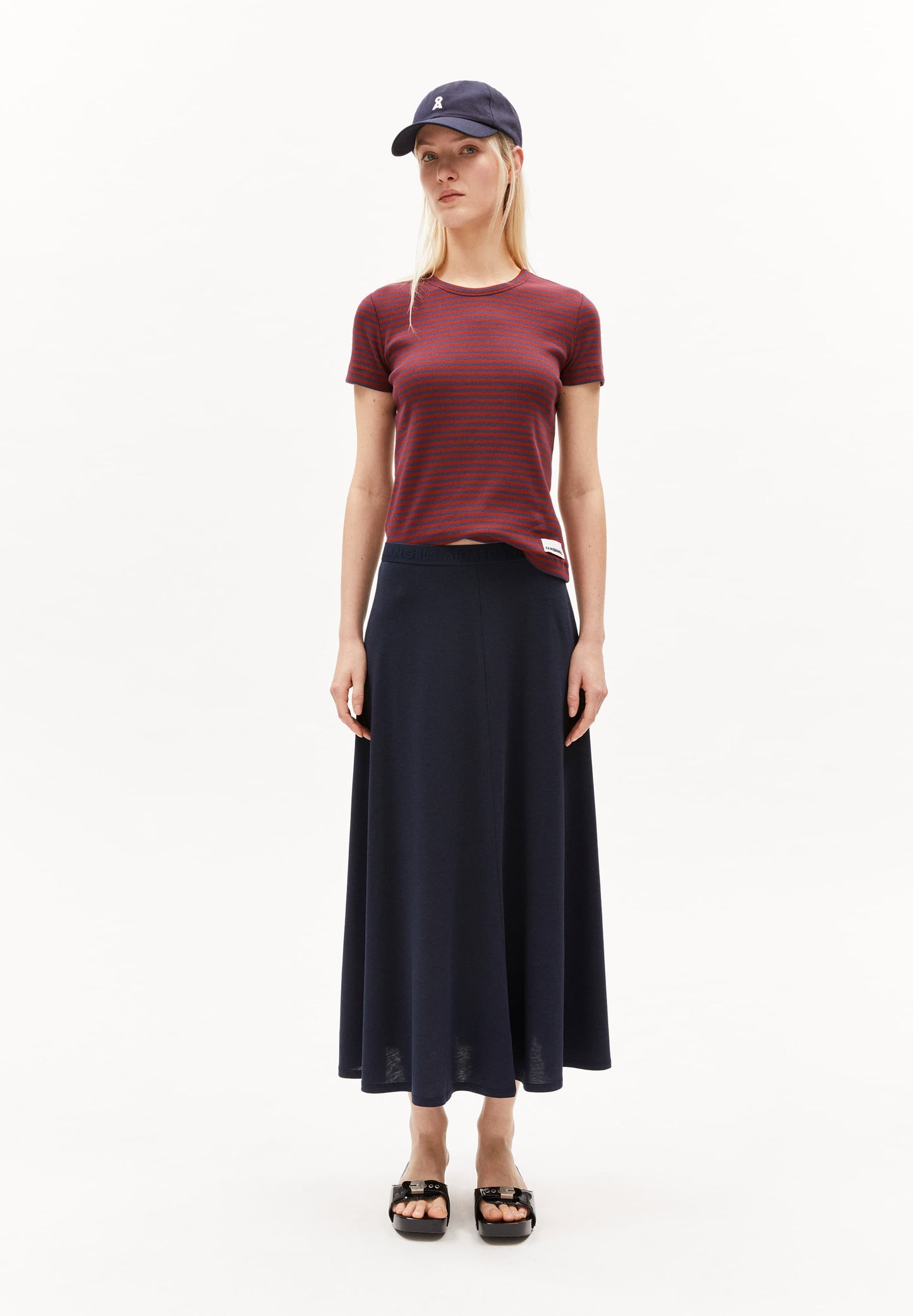 
                  
                    ILENIAA LARAA Night Sky Jersey Skirt
                  
                