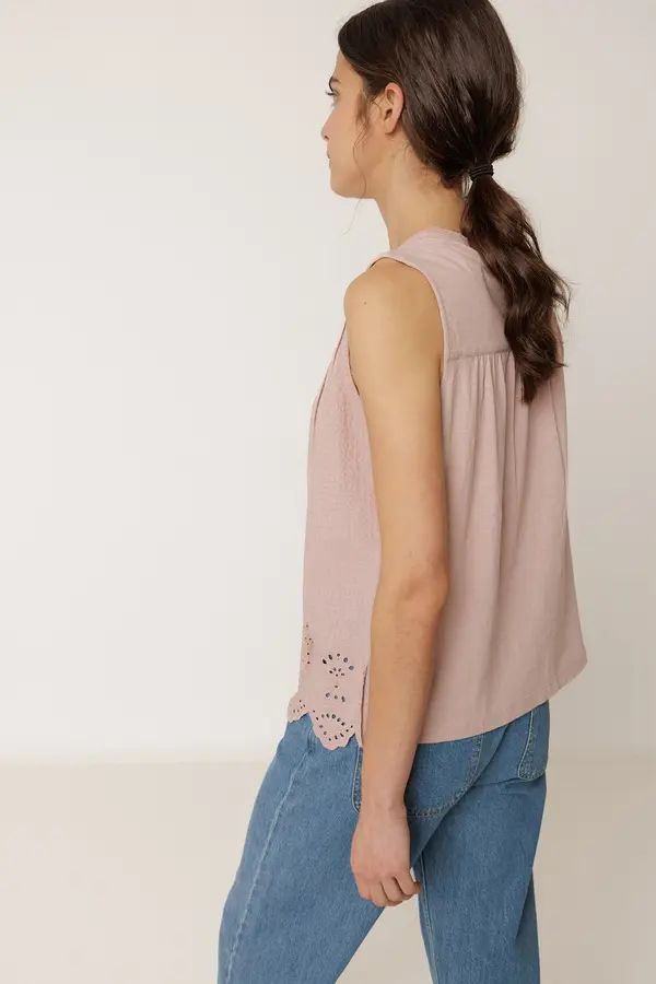 
                  
                    Dew Combination Embroidered T-Shirt
                  
                