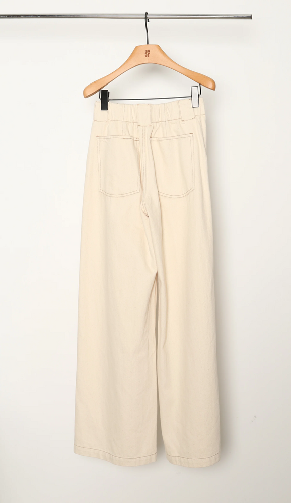 
                  
                    CARMEN Cremefarbene Hose
                  
                