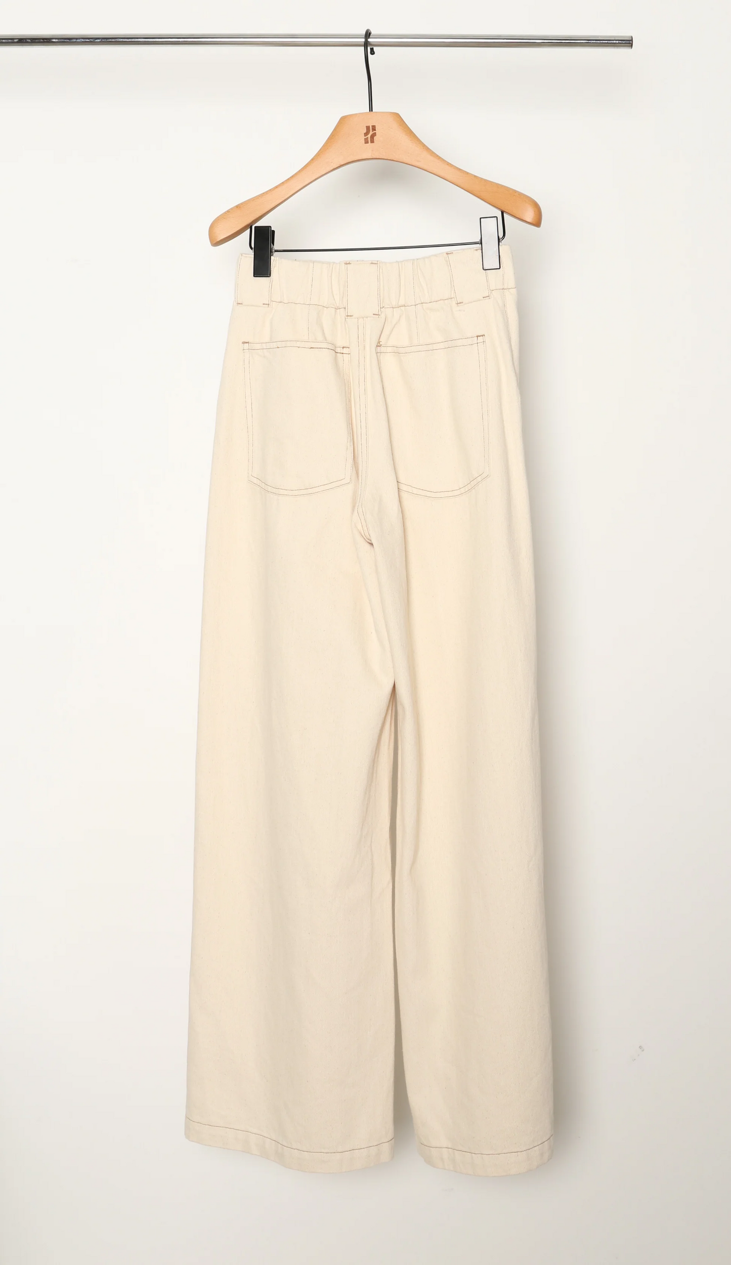 
                  
                    CARMEN Cremefarbene Hose
                  
                