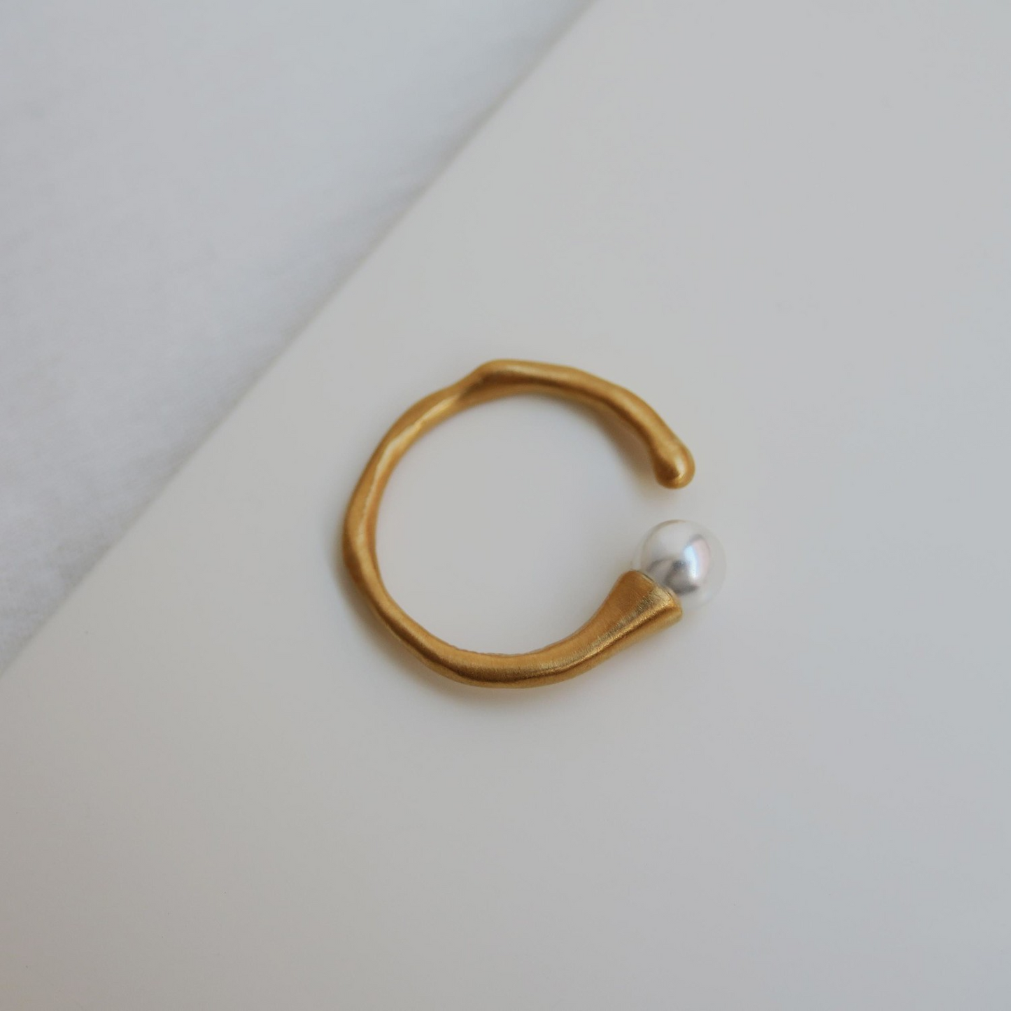 
                  
                    ECLAT 54 Brass Ring
                  
                