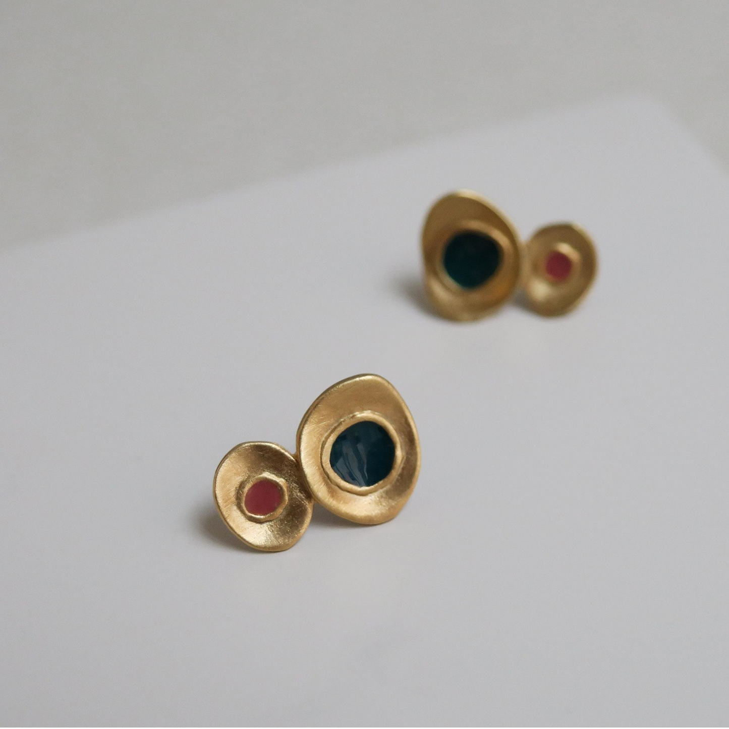 
                  
                    FAVORITA COLORS Brass Earring
                  
                