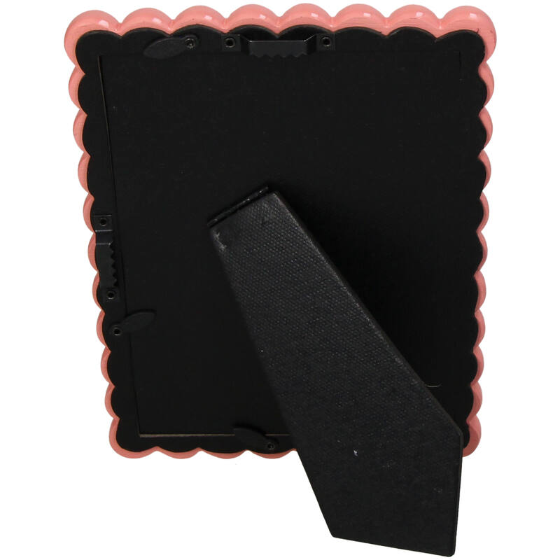 
                  
                    Pfirsichfarbener Polyresin-Bilderrahmen
                  
                