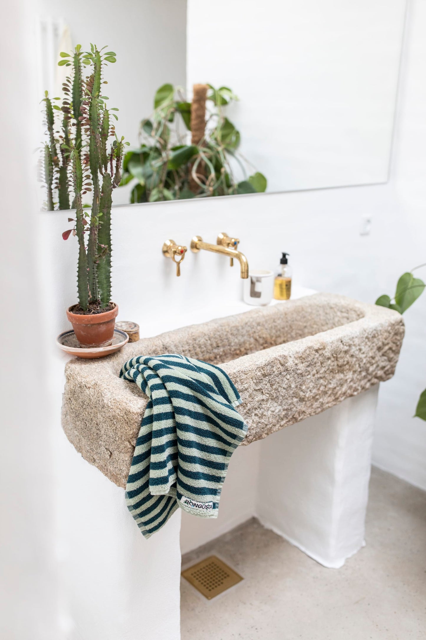 
                  
                    Sea Foam & Deep Teal Naram Guest Towel
                  
                
