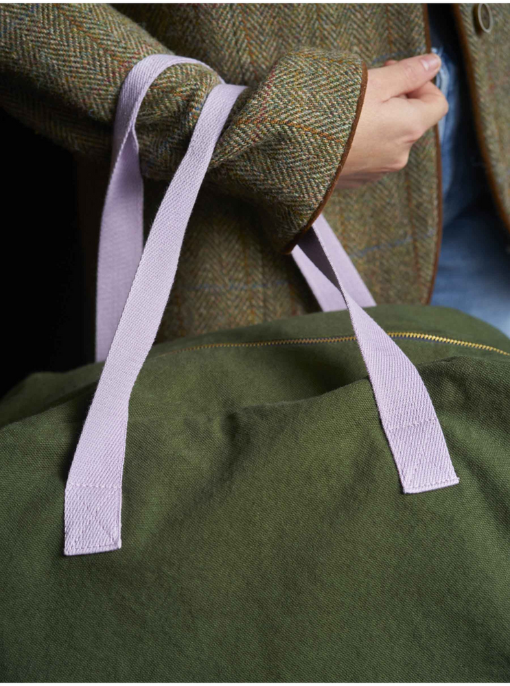 
                  
                    Kale Weekend Bag
                  
                