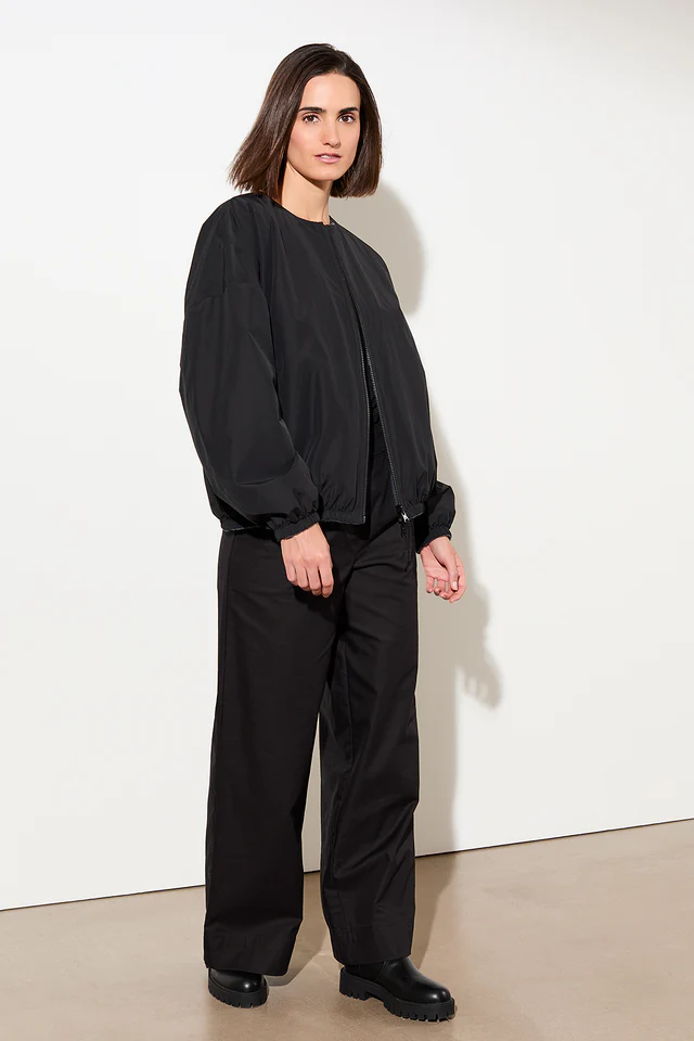
                  
                    CRESTON Black Graphite Reversible Jacket
                  
                