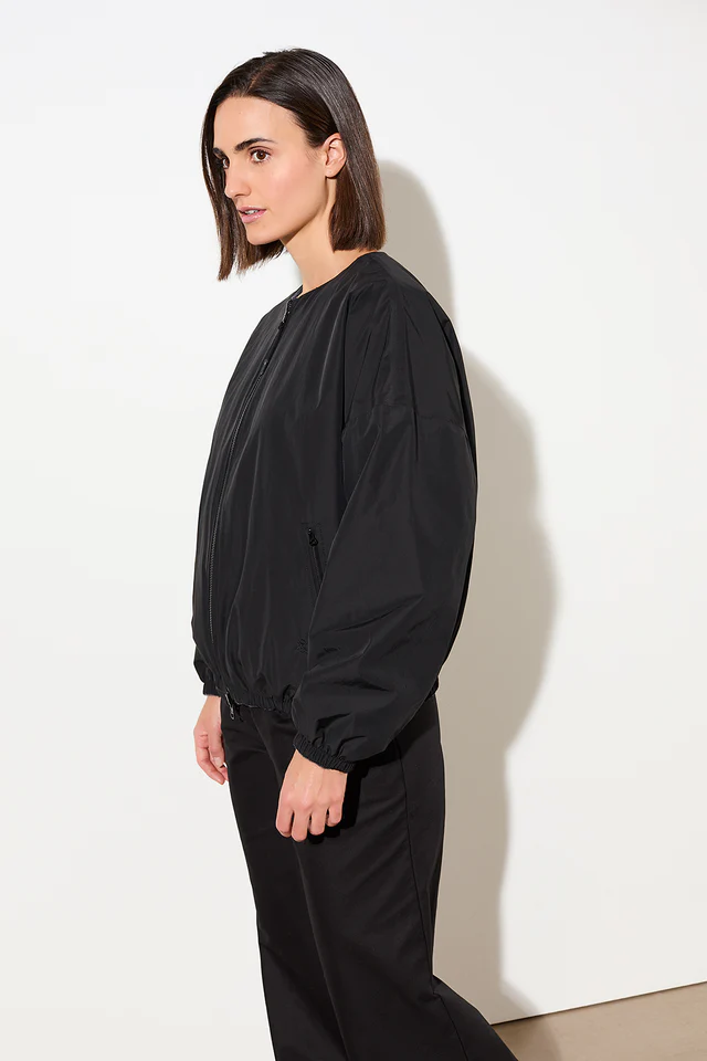
                  
                    CRESTON Black Graphite Reversible Jacket
                  
                