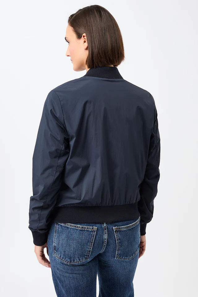 
                  
                    TAMALA Bomberjacke in Marineblau
                  
                