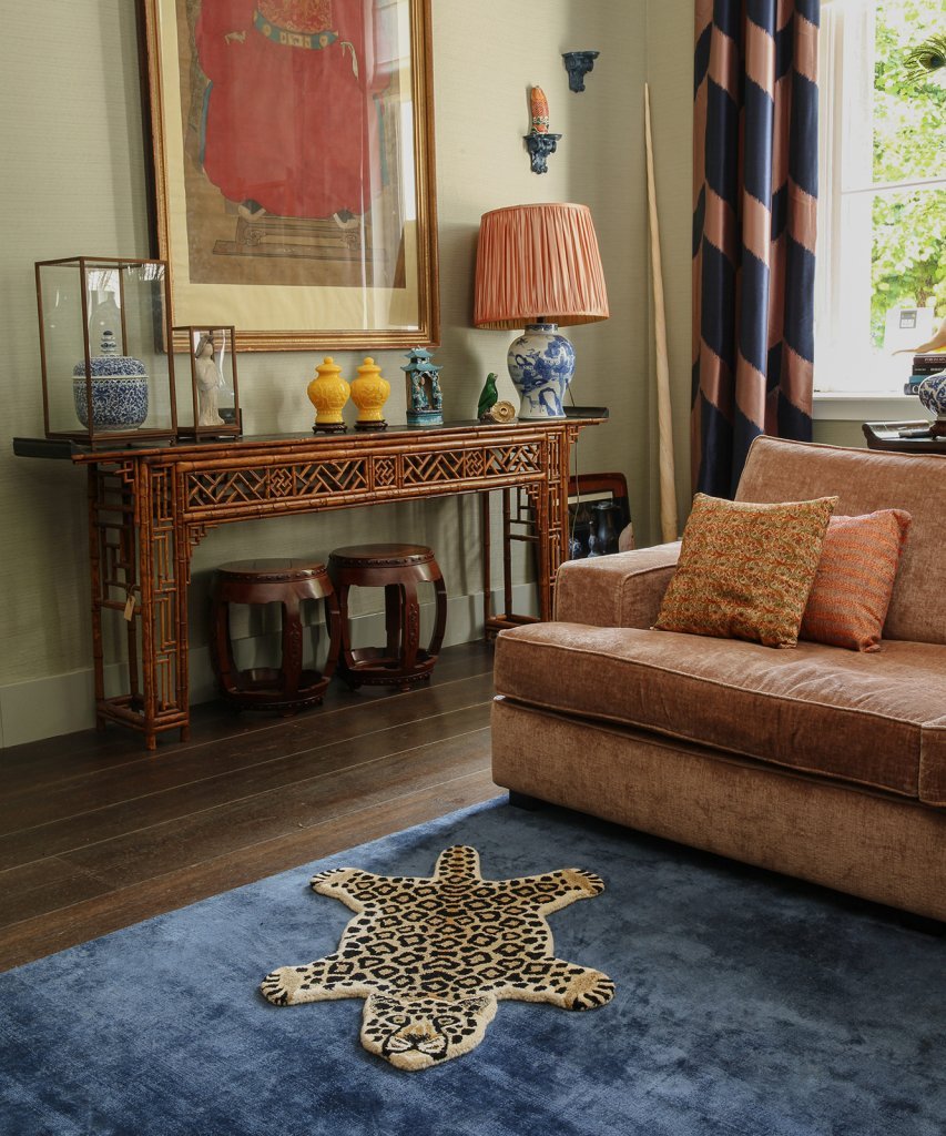 
                  
                    LOONY Small Leopard Rug
                  
                