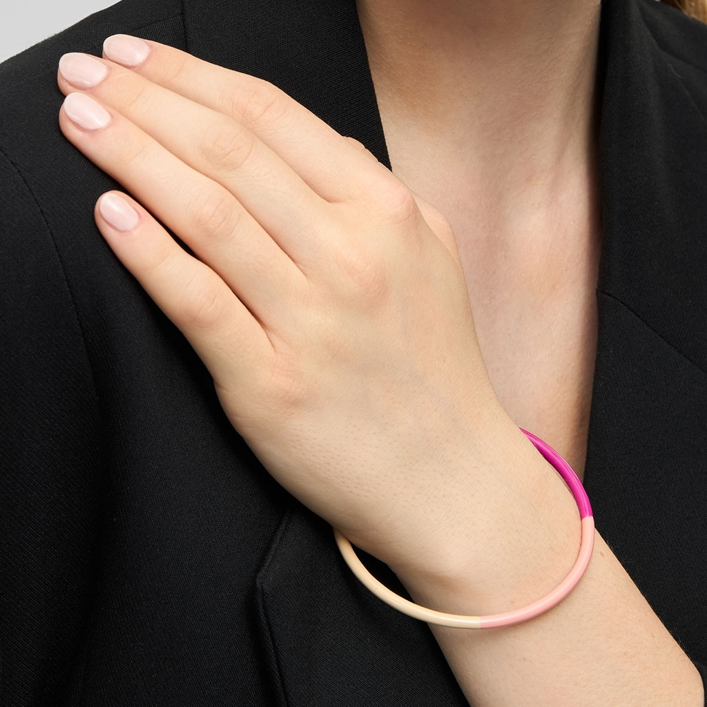 
                  
                    Pink Sunset Color Quatro Bangle
                  
                