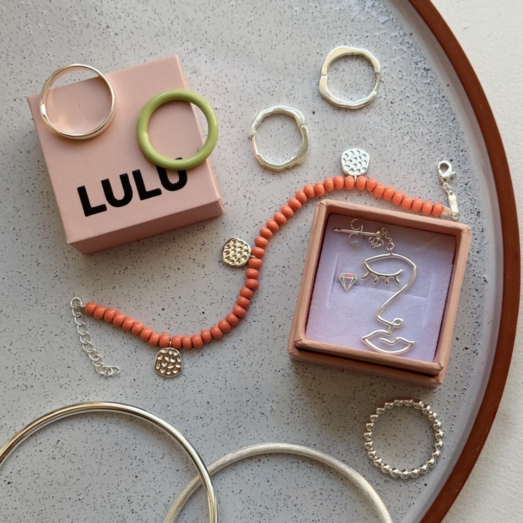 
                  
                    Silk Light Green Color Ring
                  
                