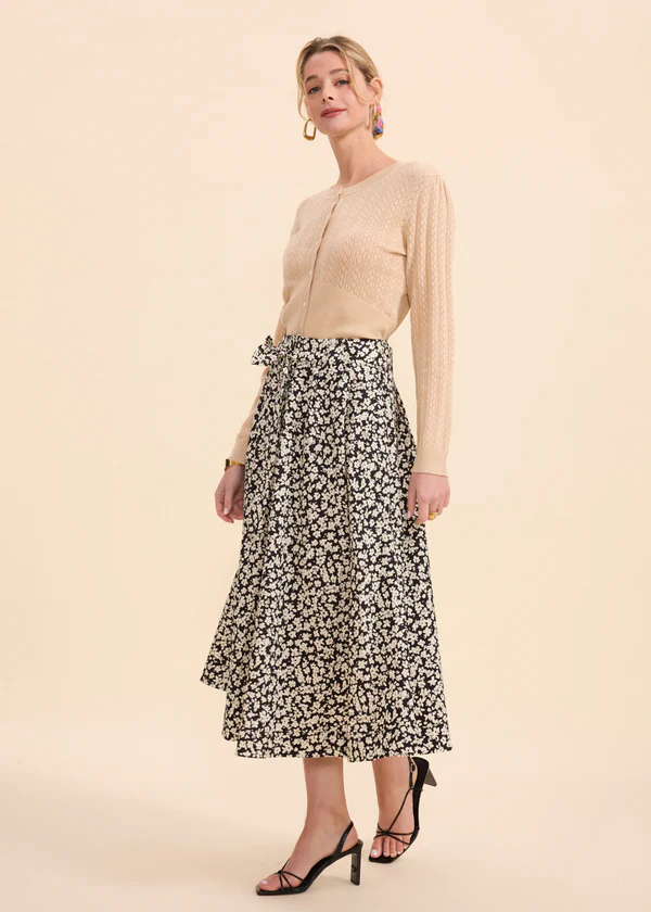 
                  
                    ASTRID Mini Flowers Skirt
                  
                