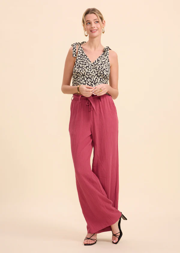 
                  
                    MEGARA Mini Flowers Blouse
                  
                