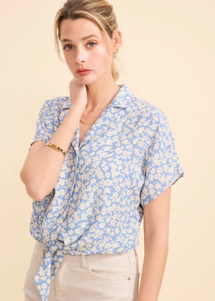 
                  
                    WAYNE Mini Flowers Blouse
                  
                