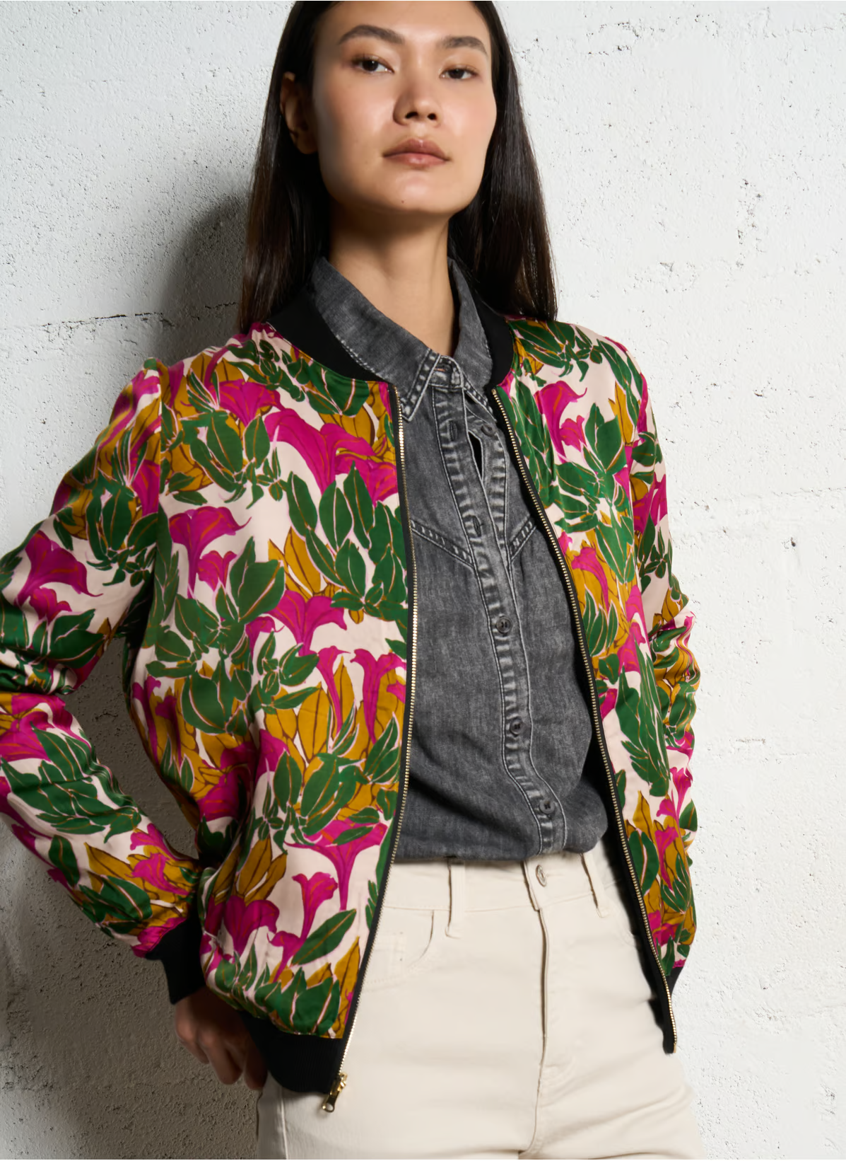 
                  
                    ZOE Closhette Jacket
                  
                