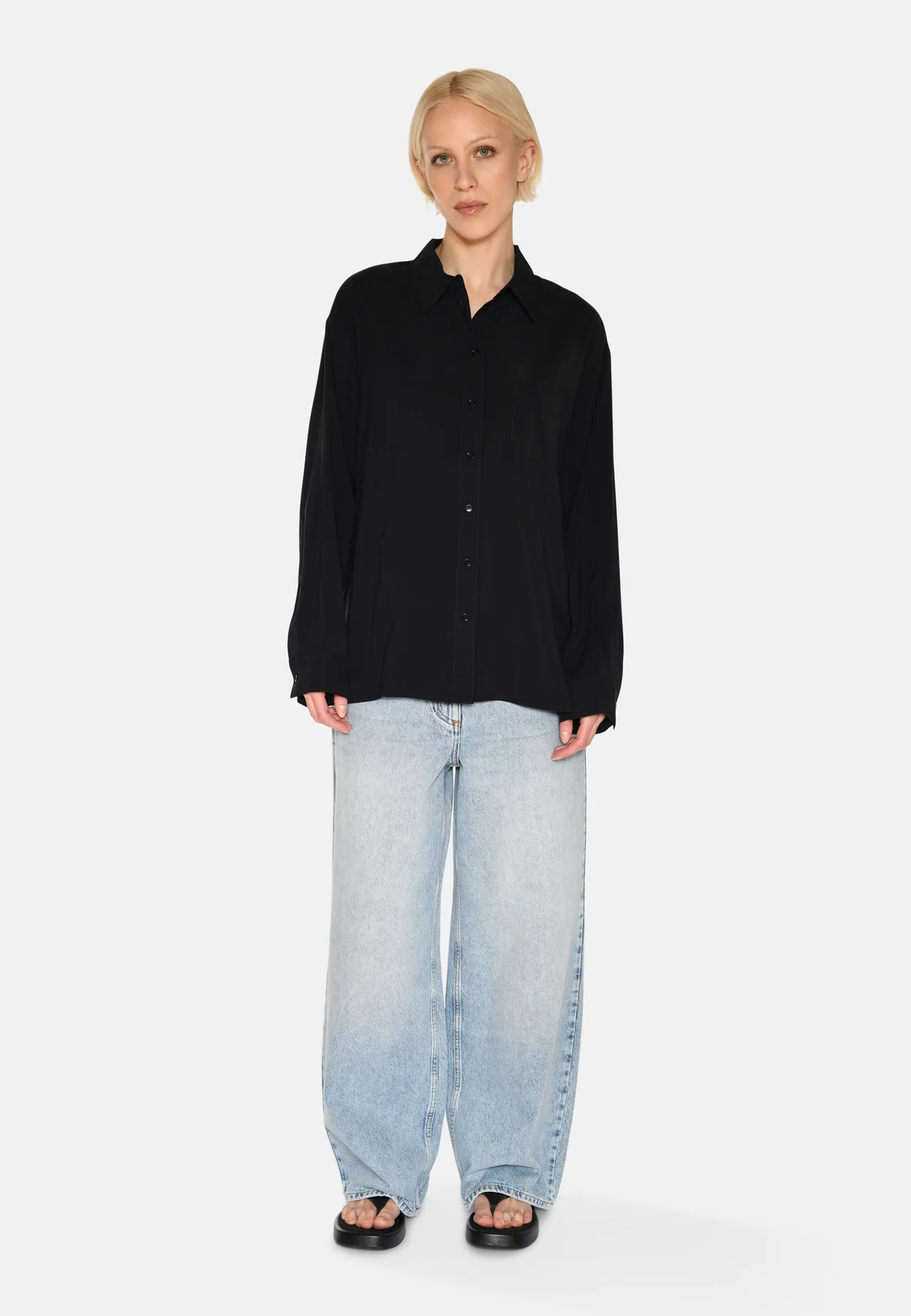
                  
                    FERN Black Long Sleeved Shirt
                  
                