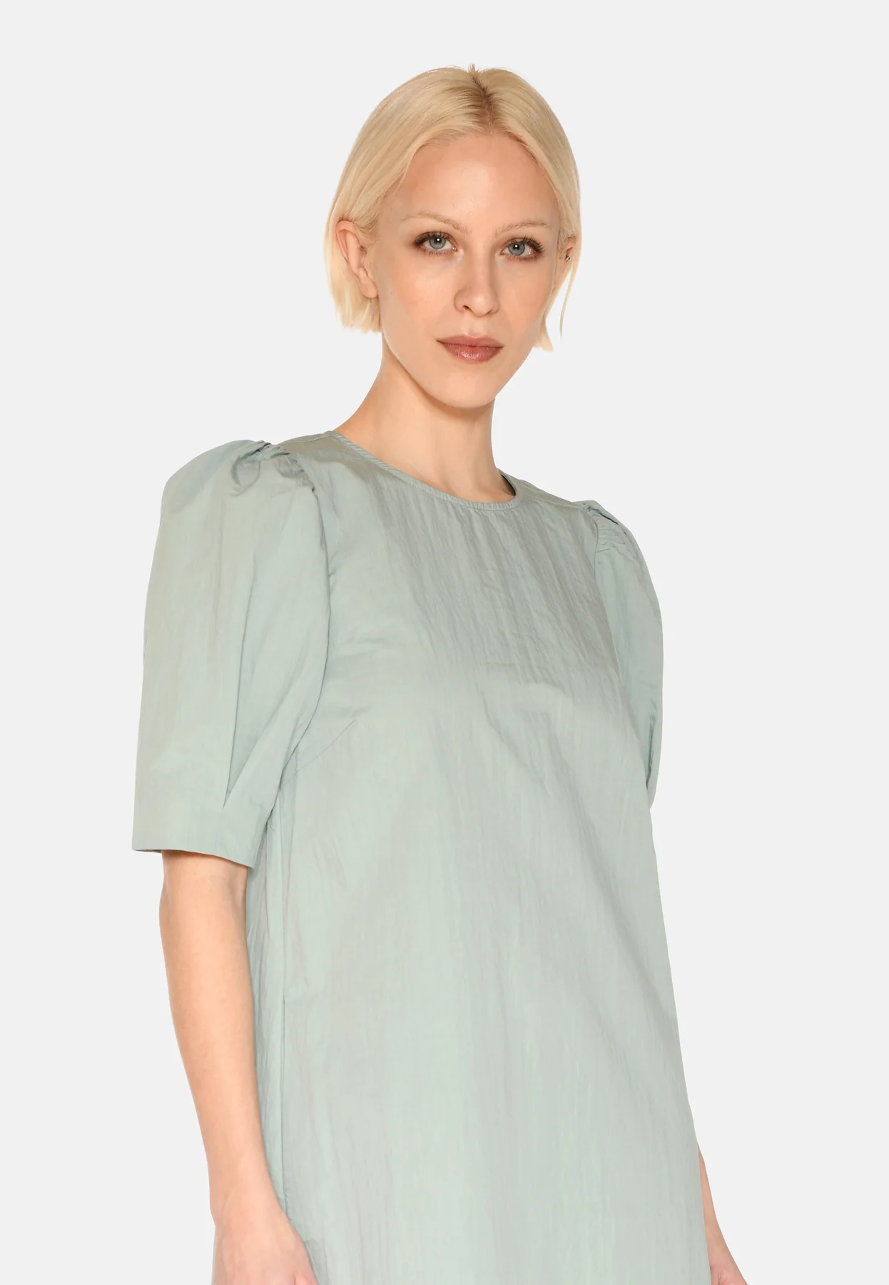 
                  
                    VAYAS Gray Mist Midi Dress
                  
                