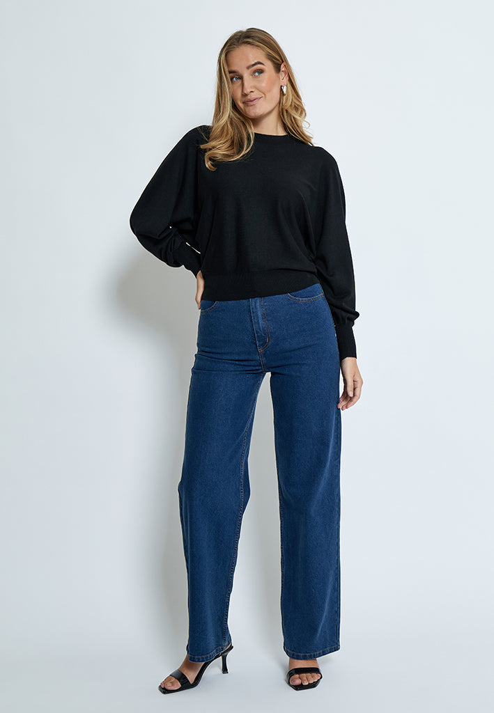 
                  
                    MSDANA – Schwarzer Strickpullover mit Fledermausärmeln
                  
                