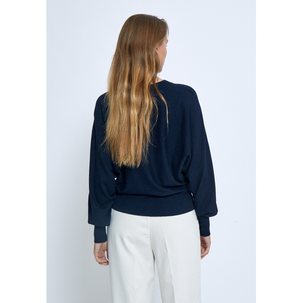 
                  
                    MSDANA – Schwarzer Strickpullover mit Iris-Print und Fledermausärmeln
                  
                
