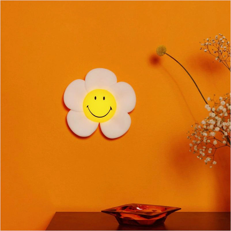 
                  
                    SMILEY DAISY Tageslichtlampe
                  
                