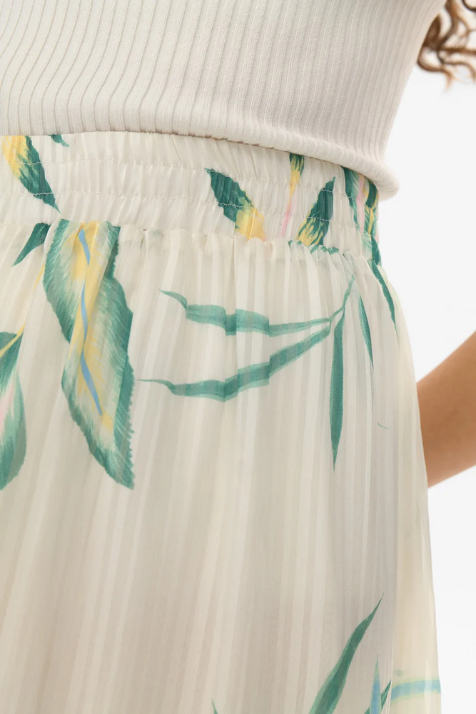 
                  
                    NUWIVIAN Pristine Skirt
                  
                