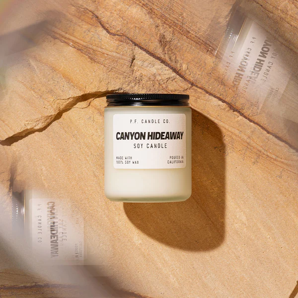 
                  
                    CANYON HIDEAWAY KERZE
                  
                