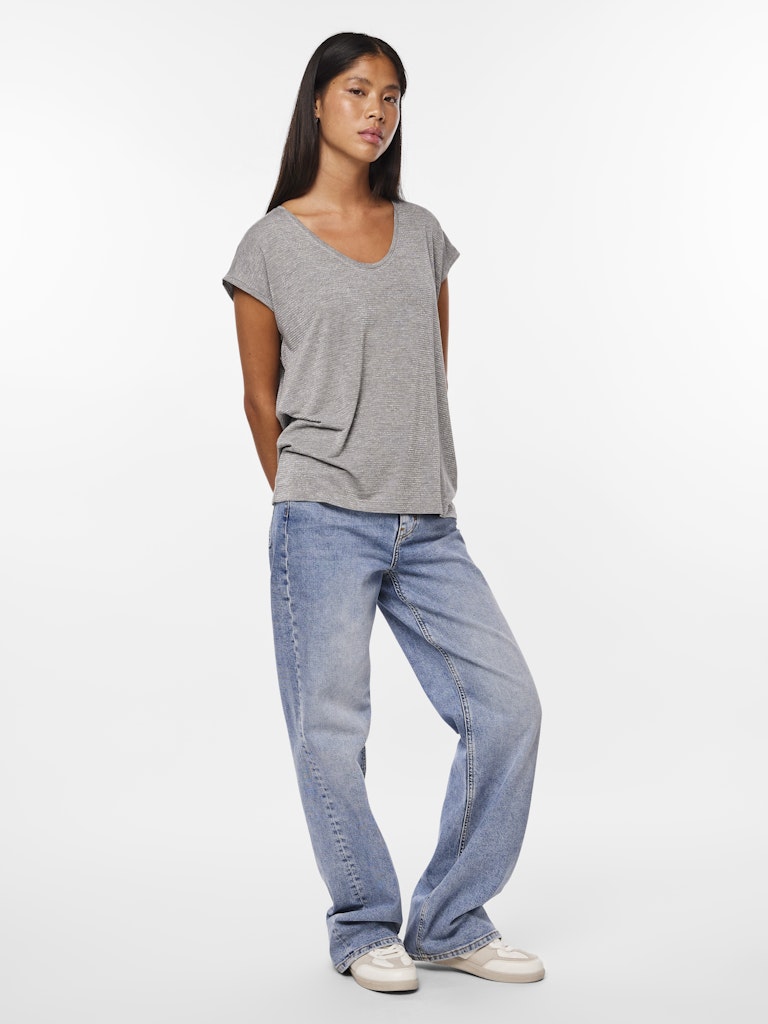 
                  
                    PCBILLO Hellgrau Melange Lurex Graue Streifen T-Shirt
                  
                