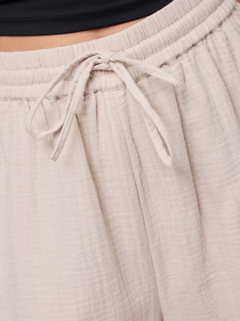 
                  
                    PCSASTINA Silver Lining Shorts
                  
                