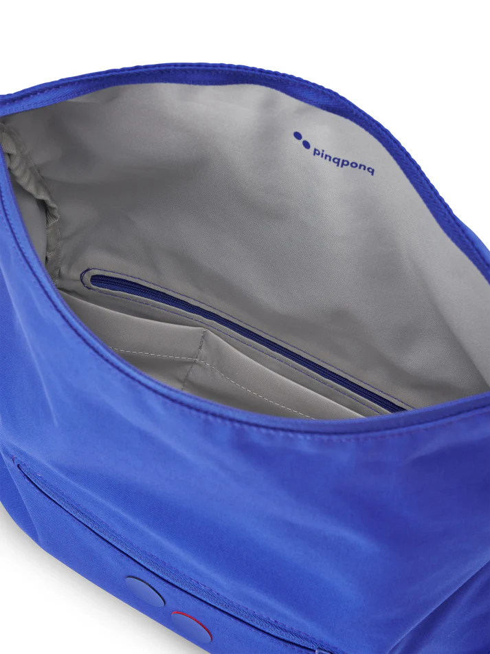 
                  
                    AKSEL Ultimate Blue Tasche
                  
                