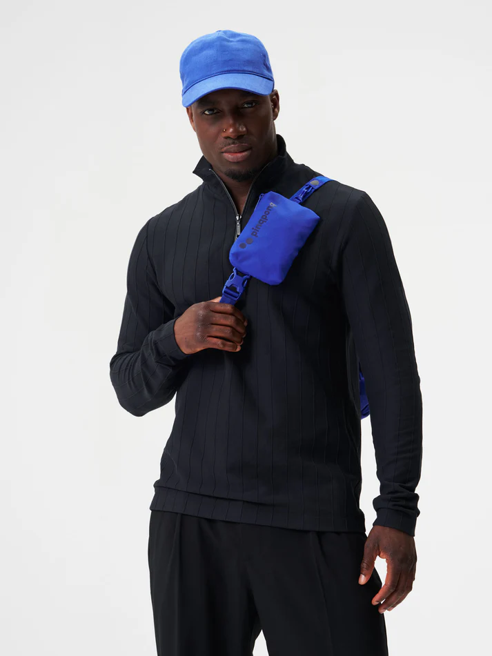 
                  
                    AKSEL Ultimate Blue Tasche
                  
                