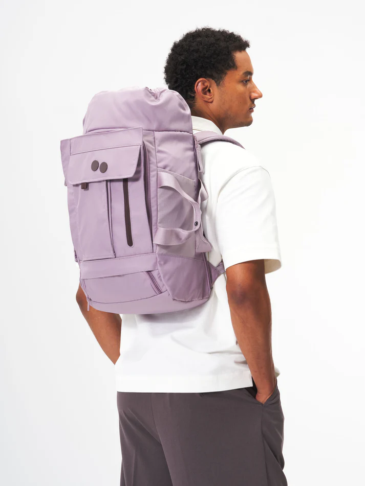 
                  
                    BLOK Construct – Mittelgroßer Rucksack in Lila
                  
                
