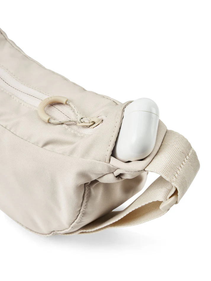 
                  
                    KRUMM Cliff Beige Small Bag
                  
                