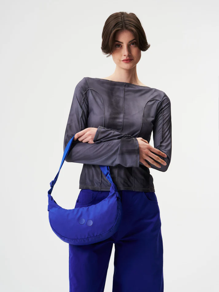 
                  
                    KRUMM Ultimate Blau Kleine Tasche
                  
                