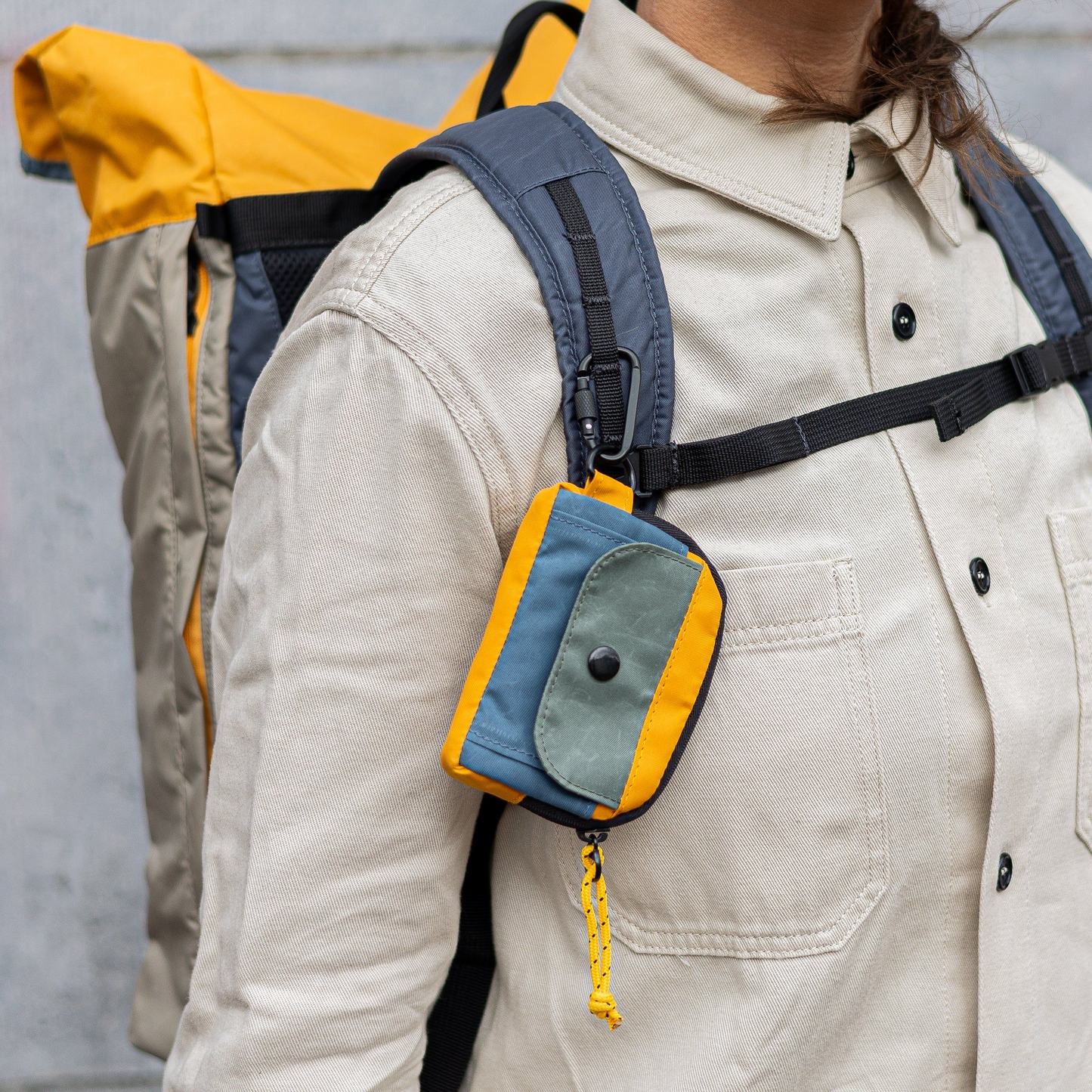 
                  
                    IAN Khaki Yellow Navy Coin Pouch
                  
                