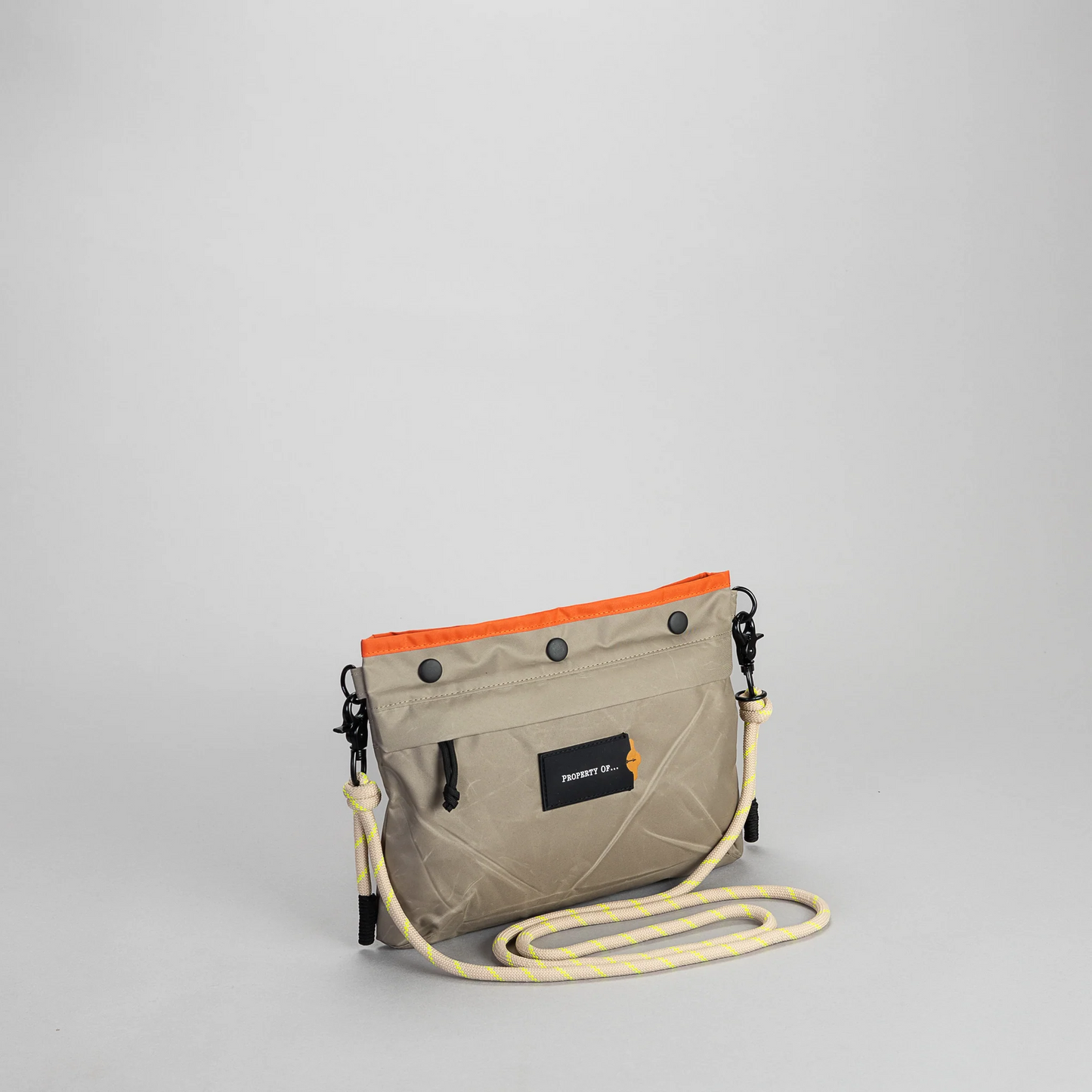 
                  
                    YURI Khaki-Orange Reise-Schultertasche
                  
                
