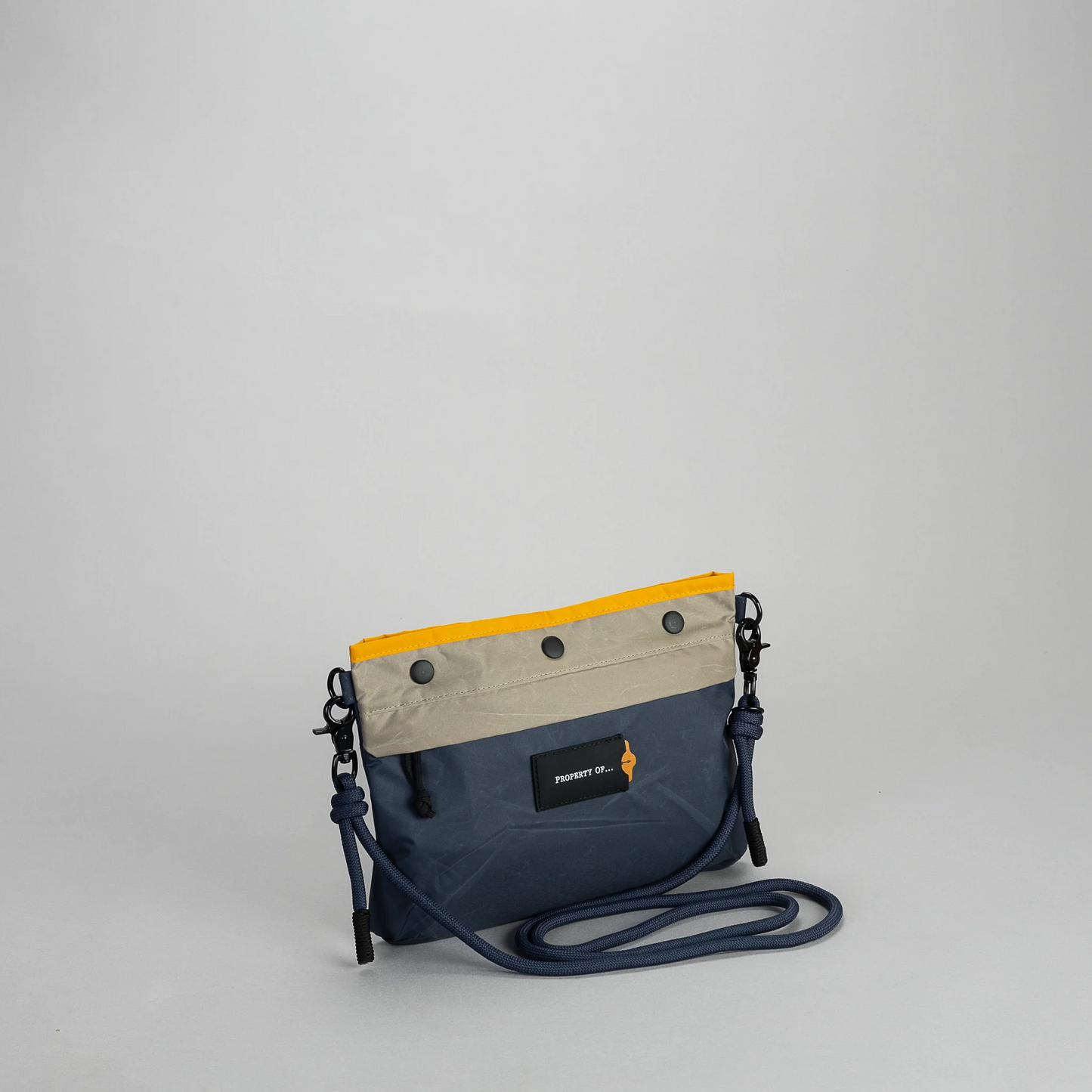 
                  
                    YURI Reise-Schultertasche, Gelb, Khaki, Marine
                  
                