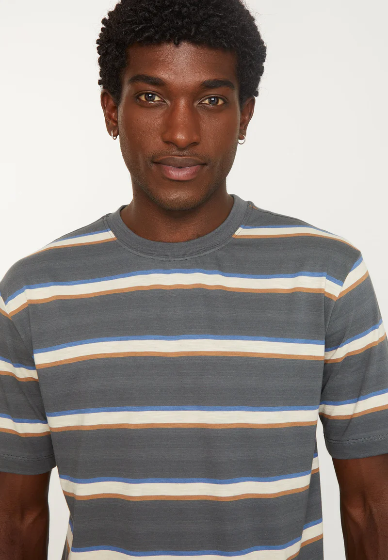 
                  
                    EPAZOTE Dark Grey Stripes T-Shirt
                  
                
