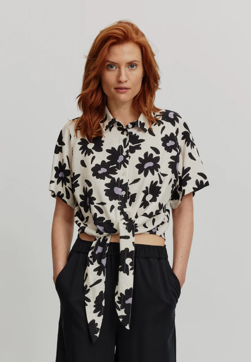 
                  
                    OCRA BLOOM White Linen Blouse
                  
                