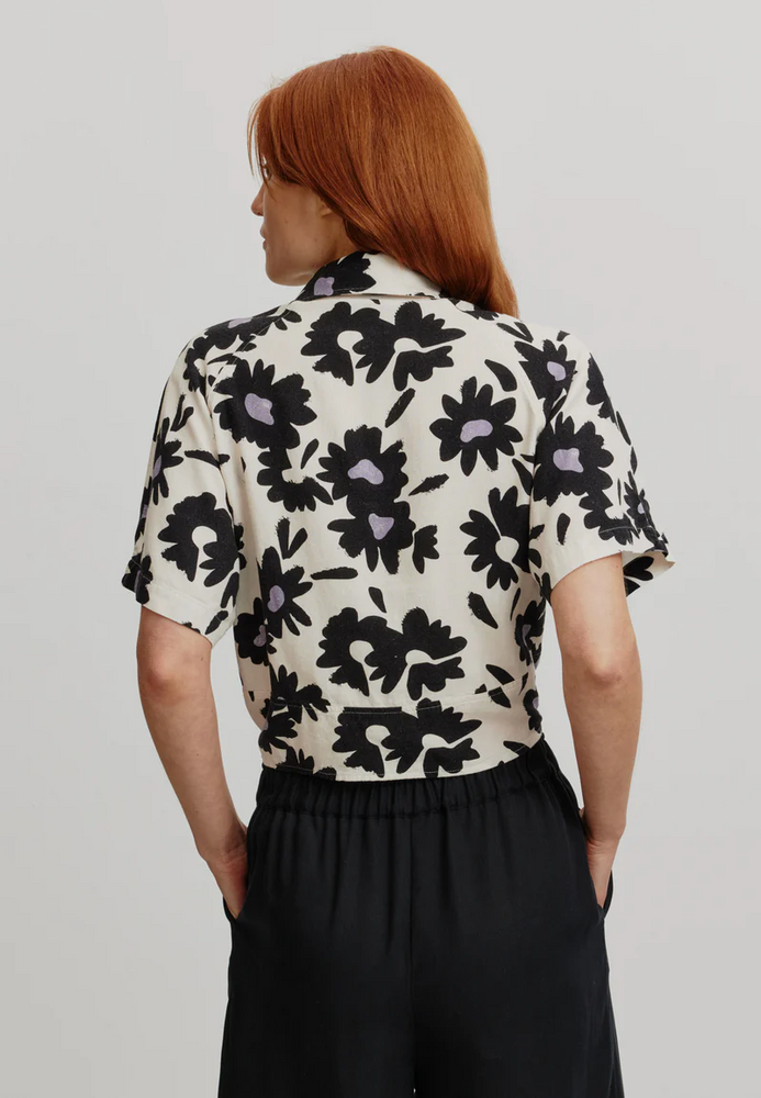 
                  
                    OCRA BLOOM White Linen Blouse
                  
                