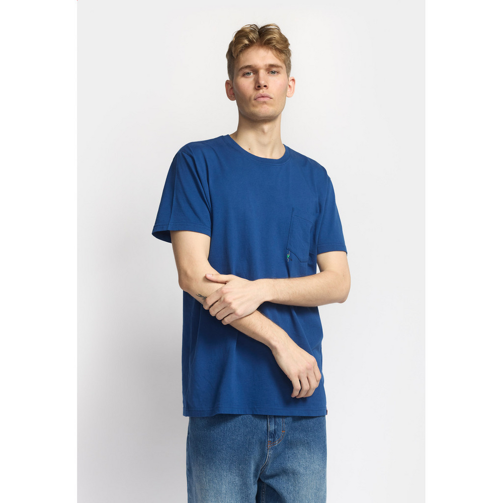 Blaues T-Shirt mit Applikation