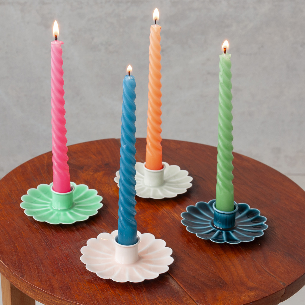 
                  
                    Soft Pink Enamel Flat Flower Candle Holder
                  
                