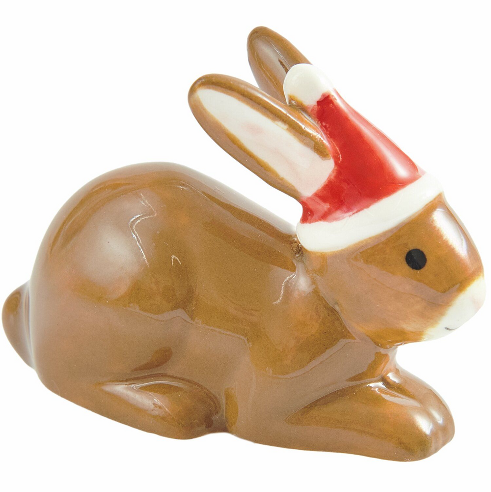 Brauner Porzellanhase mit Weihnachtsmütze