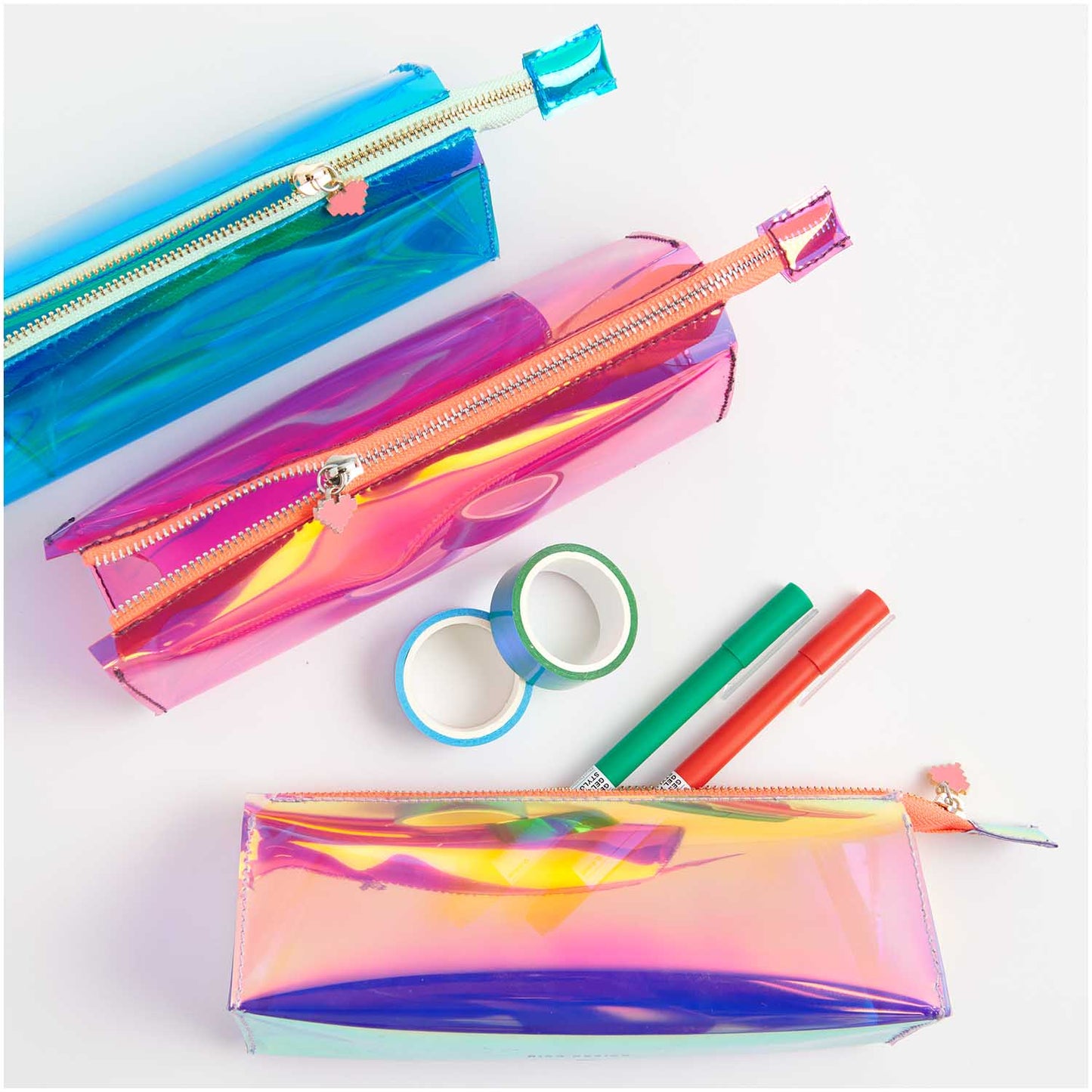 
                  
                    Lila schillerndes Etui
                  
                