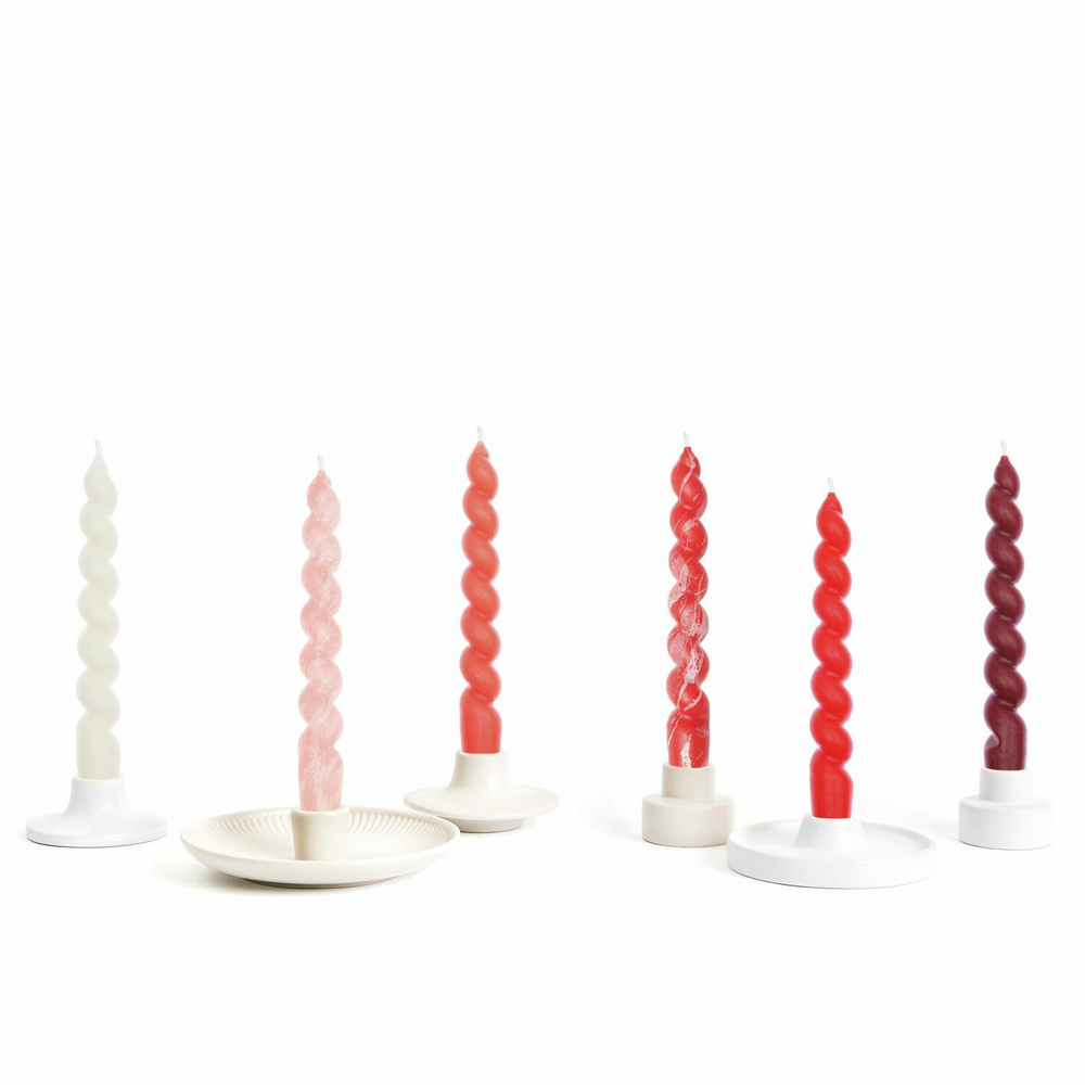 
                  
                    Rot-weiß marmorierte Spiralkerze
                  
                