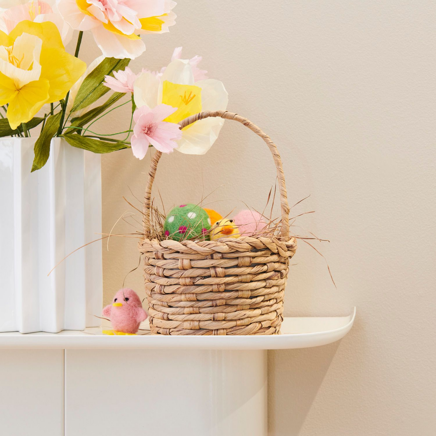 
                  
                    White Sun Ceramic Vase
                  
                