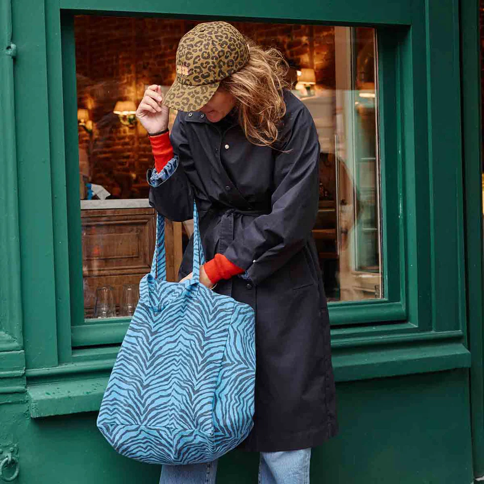 
                  
                    ELISA Greek Blue Zebrou Tote Bag
                  
                